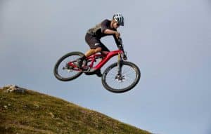 BH AtomX Carbon 2022: E-MTB mit mehr Leistung und Reichweite