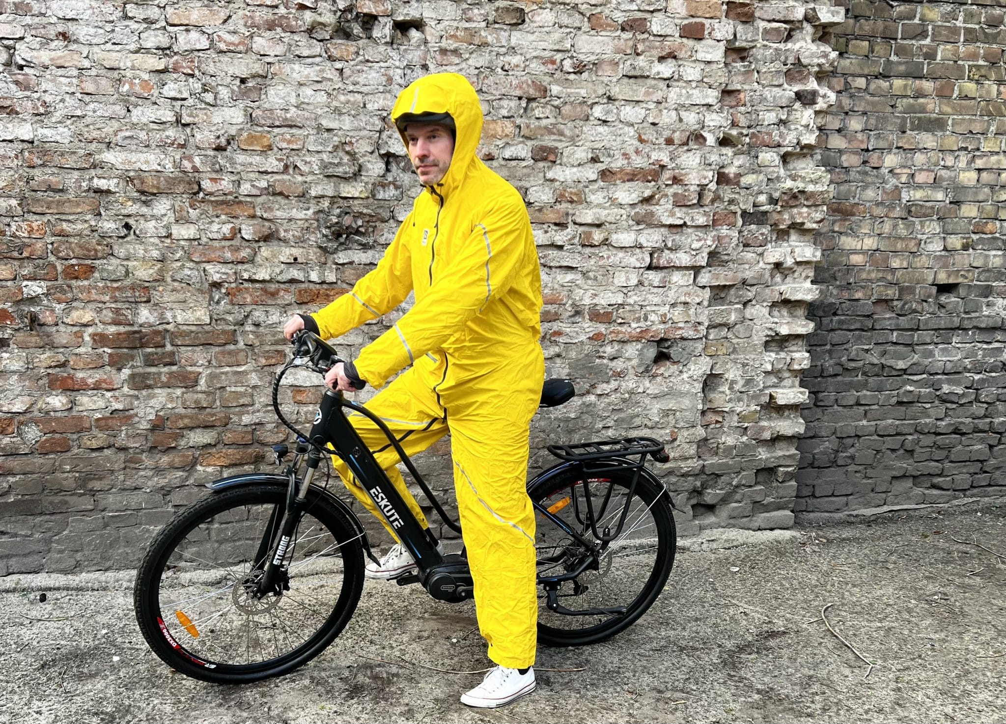 E-Bike | Fahrrad | Regenschutz - 566239A9 D139 4027 844B 7E569B3AA425 scaled
