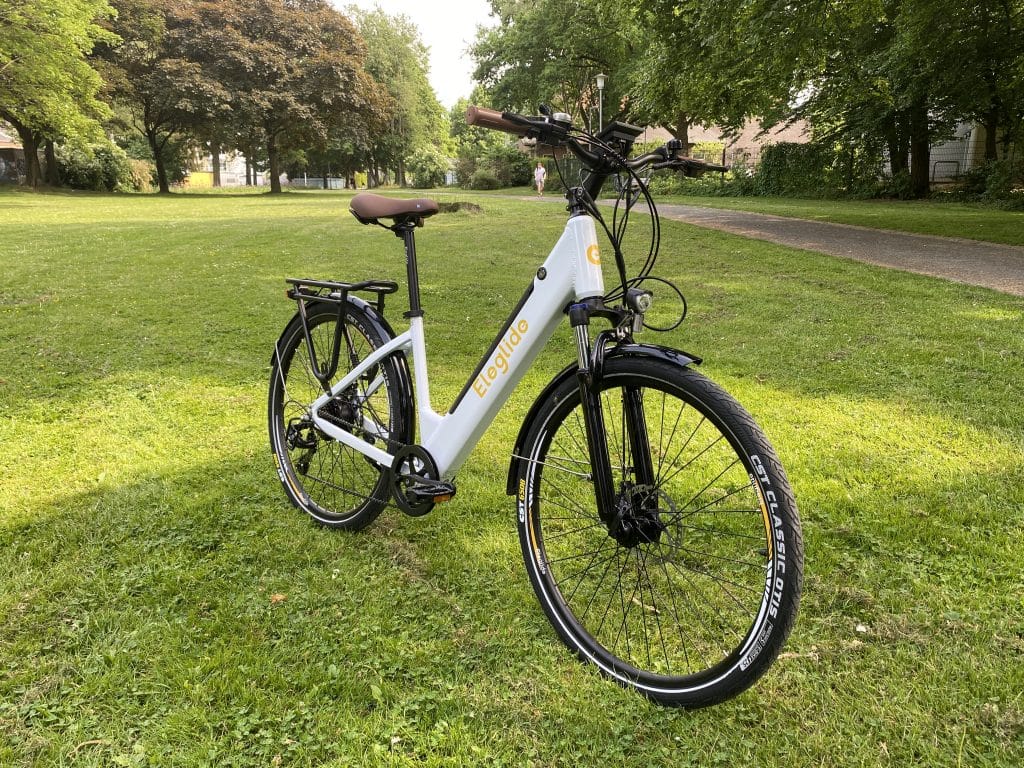 Eleglide T1 Test im Park - ebikenews