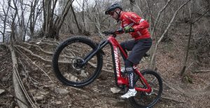 Lightrider E2 Pro: Neues E-MTB mit Shimano EP8 und riesigem 726 Wh Akku