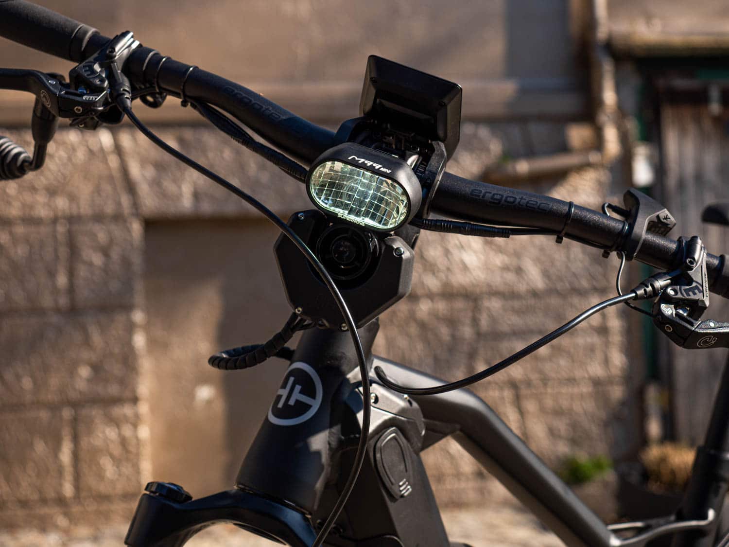 Supernova Lampe HNF XD3 - eBikeNews