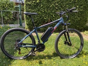 Top oder Flop? Ein E-Mountainbike für nur 599 Euro im Test