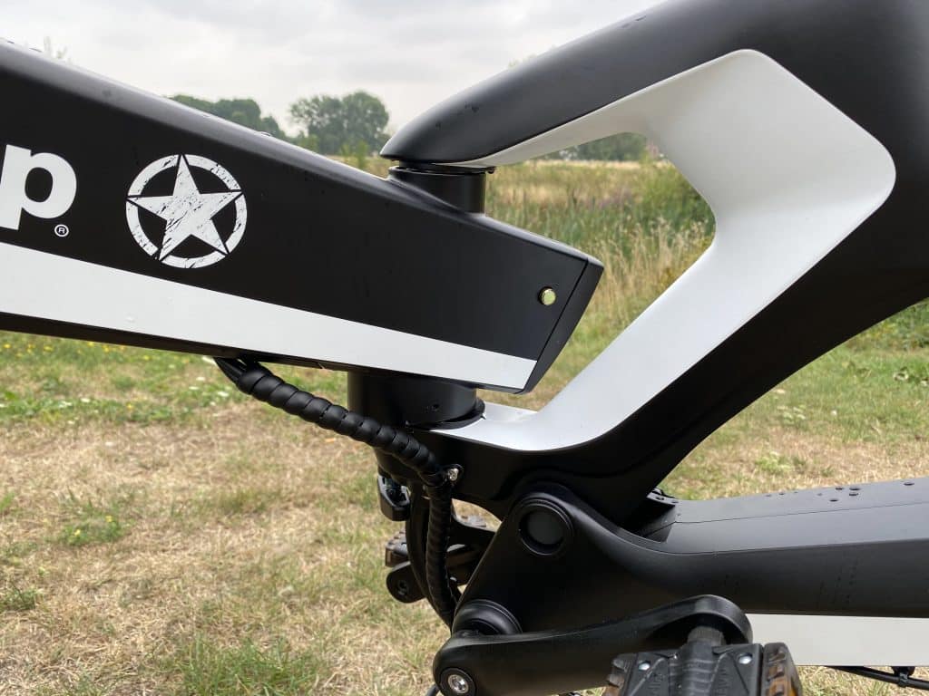 Drehscharnier am Jeep FFR 7050 ist eine Besonderheit - eBikeNews