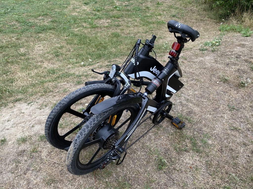 E-Faltrad von Jeep gefaltet - eBikeNews