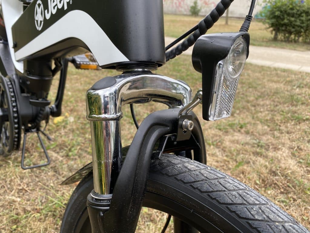 Federgabel ist verchromt, schlägt aber leider durch - eBikeNews