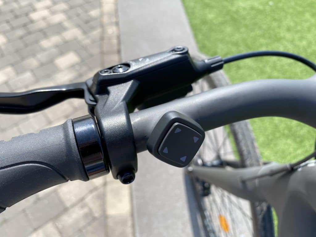 Steuerkreuz und Remote Einheit - eBikeNews