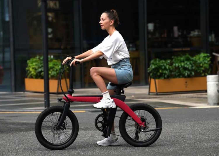 Wowcat C1: Stylisches E-Faltrad aus Carbon erfolgreich im Crowdfunding - eBikeNews