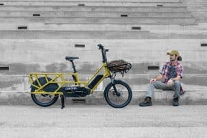 Dieses Lastenrad kann hochkant parken: Berliner E-Bike-Schmiede stellt neues Longtail vor
