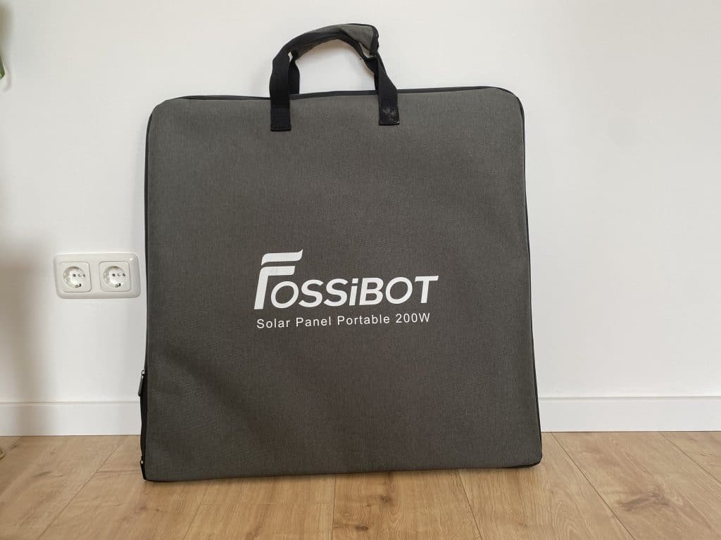 Fossibot Solarmodul kommt mit praktischer Tragetasche