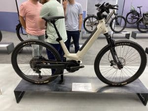 Vollfederung und tiefer Einstieg: SUV-E-Bike Moustache J geht neue Wege