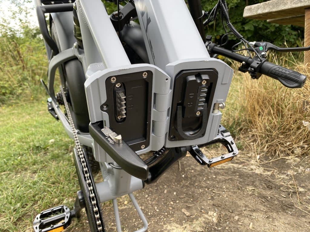 Akku ist im gefalteten Zustand entnehmbar - eBikeNews
