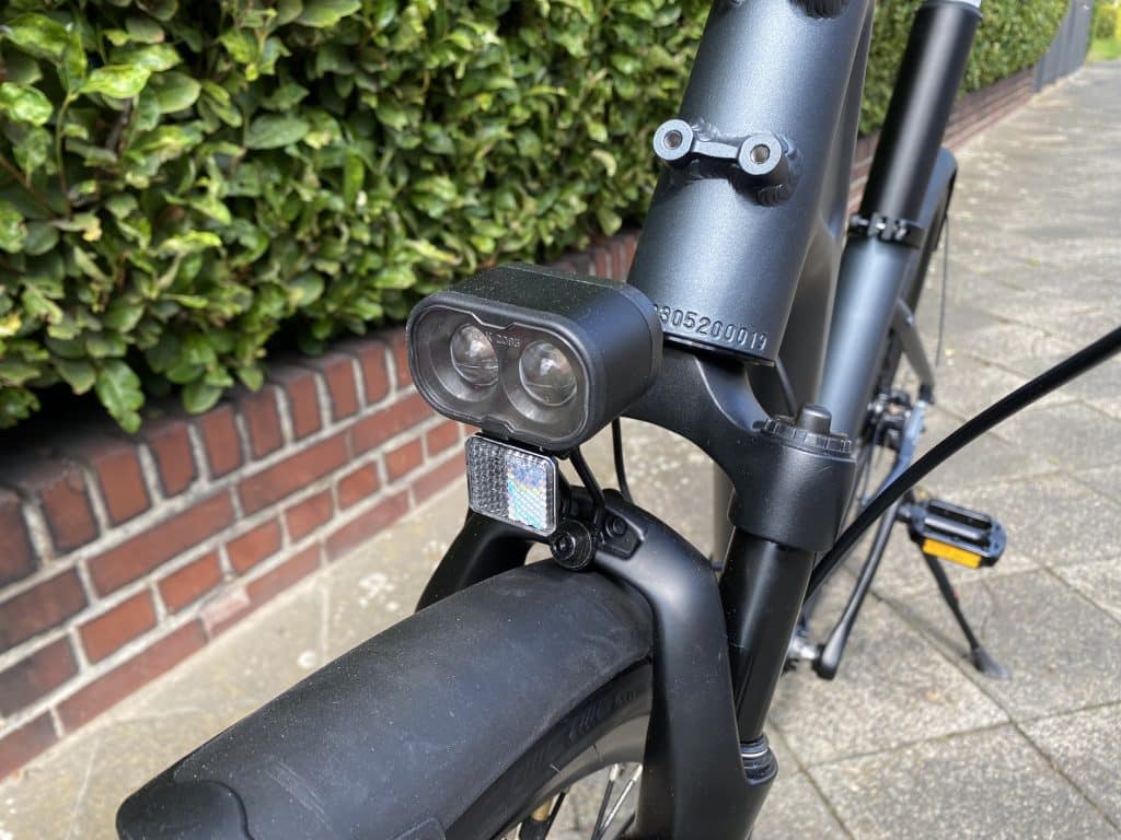 Frontleuchte wird über den Akku gespeist - eBikeNews