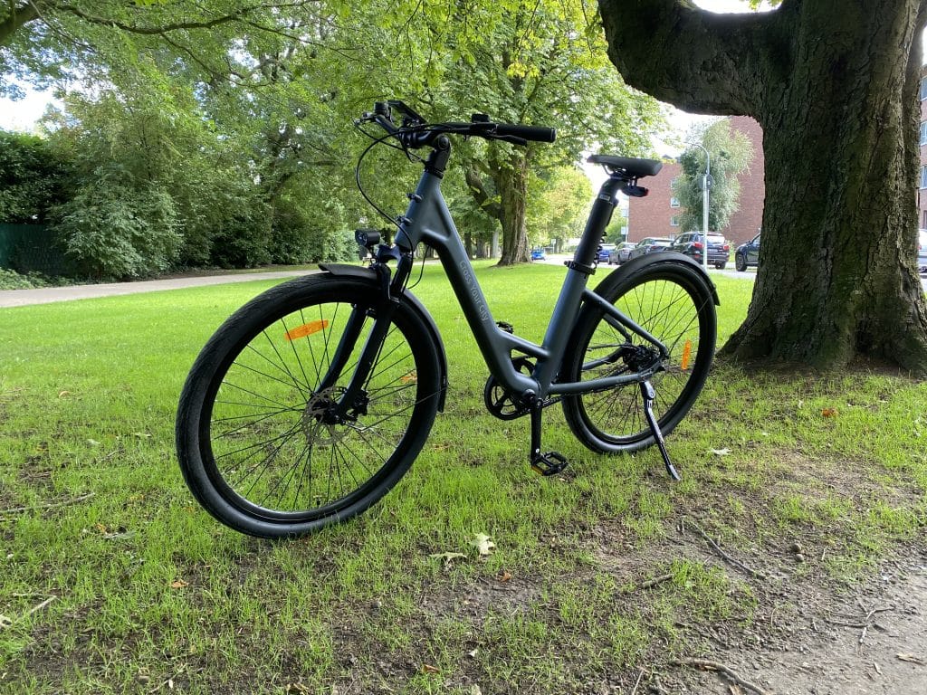 Tiefeinsteiger E-Bike Air 28 im Test - eBikeNews