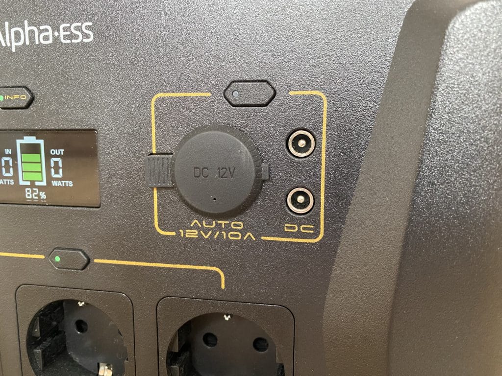 12 Volt Anschlüsse AlphaESS Powerstation