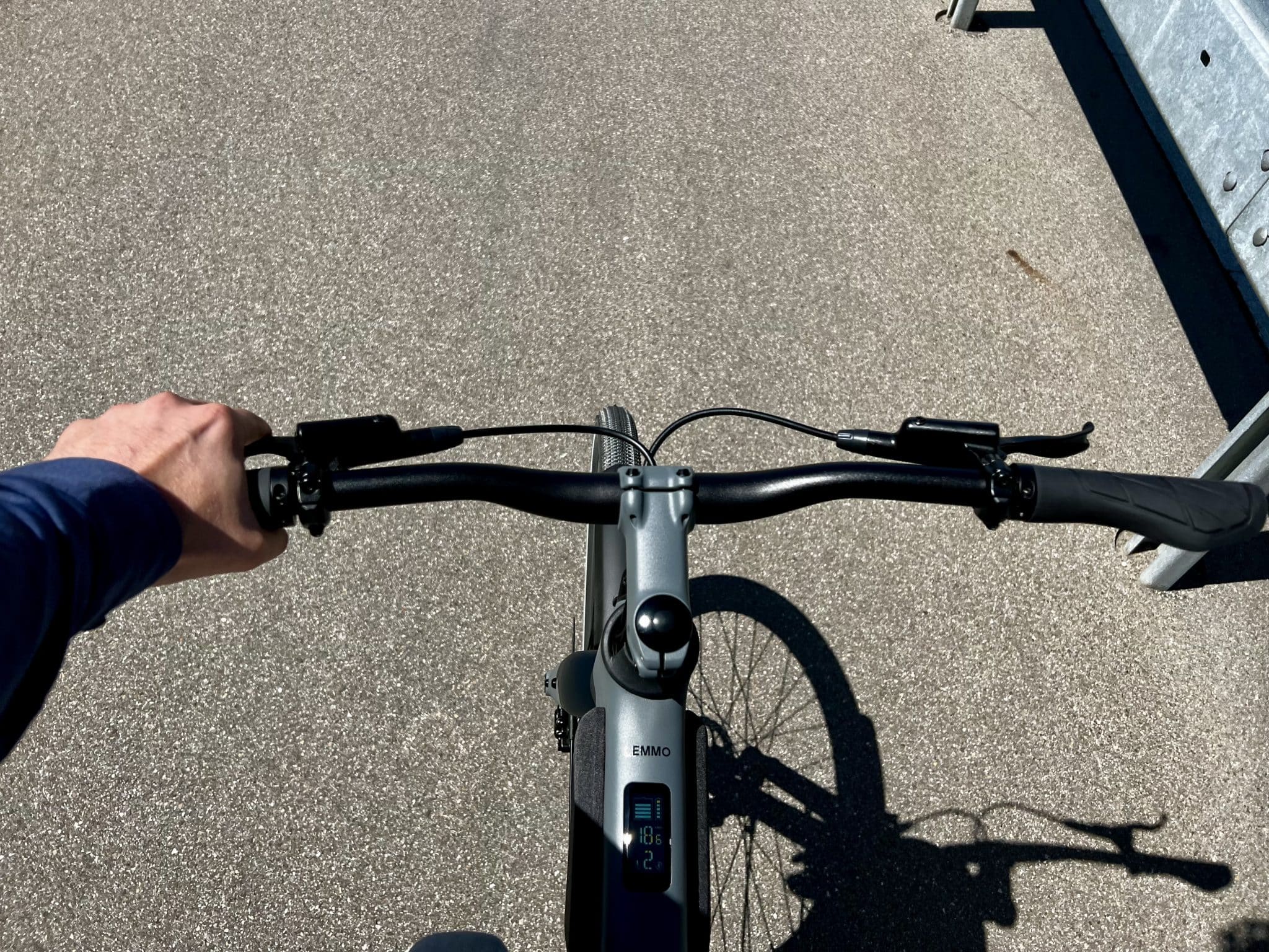 Lemmo One Test: Kleines Display lässt sich gut ablesen | Quelle: eBikeNews