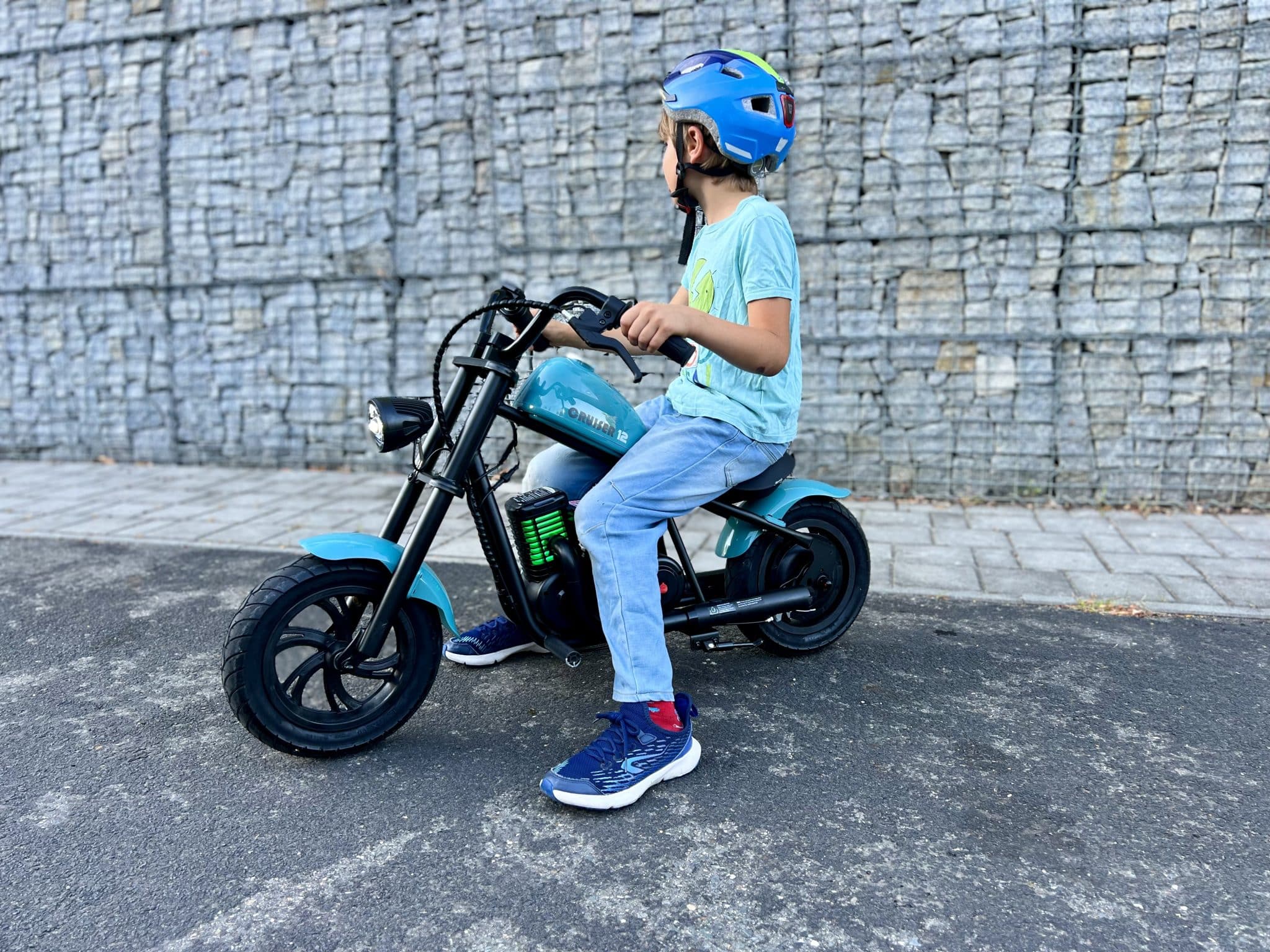 HYPER GOGO Cruiser 12: Darf nur auf privatem Geländer fahren | Quelle: eBikeNews