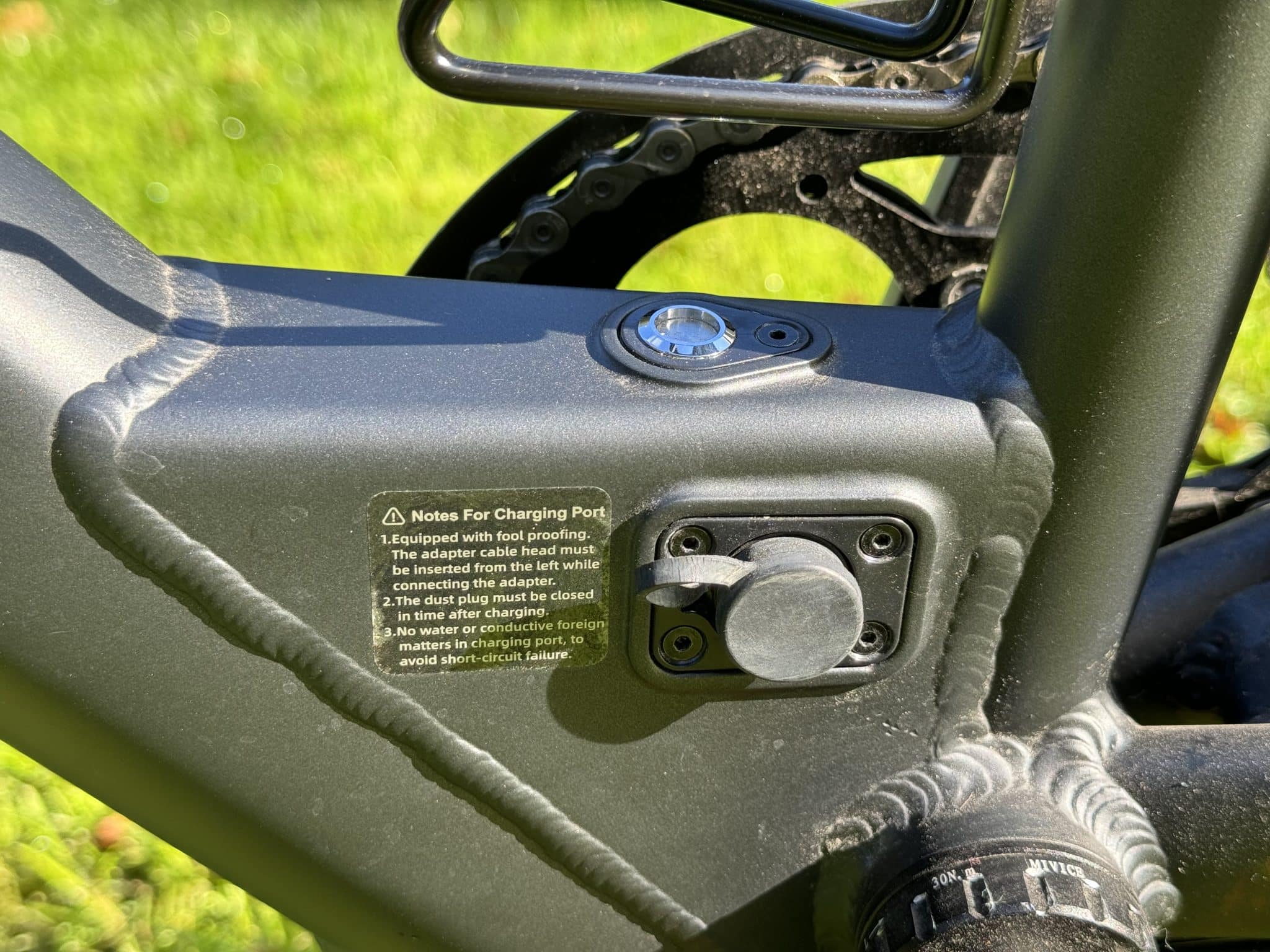Aufladen geht nur am E-Bike - der Akku ist nicht entnehmbar