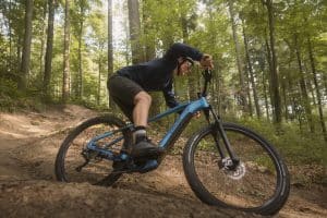 Carver E-Bikes 2024: Neue E-MTB-Serie läutet Direktvertrieb ein