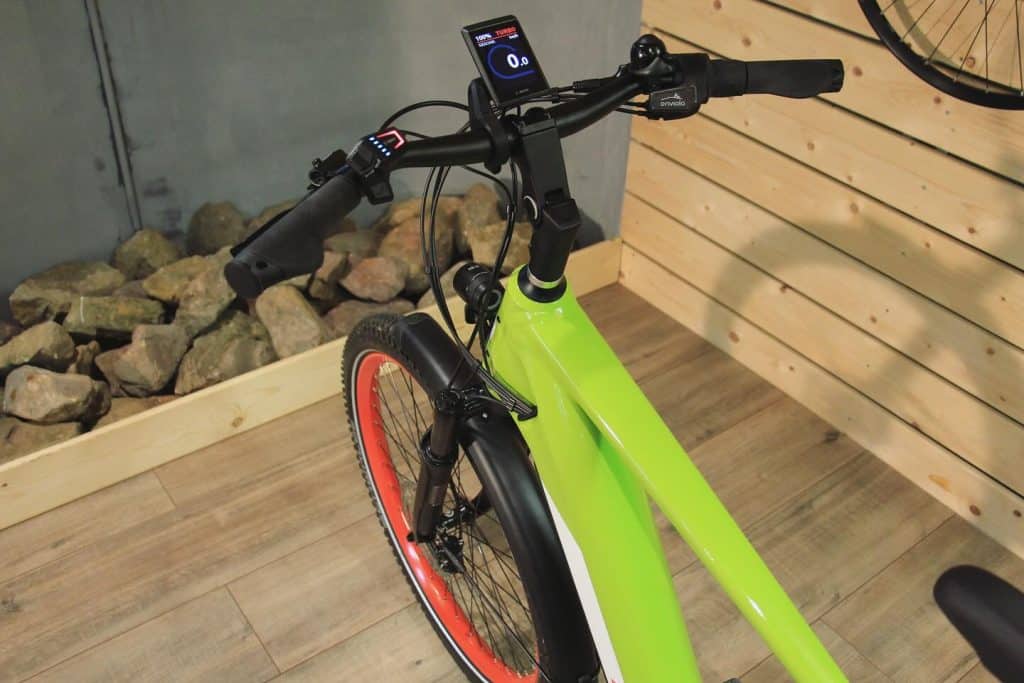 Großes Kiox Display für den Überblick - ebikenew