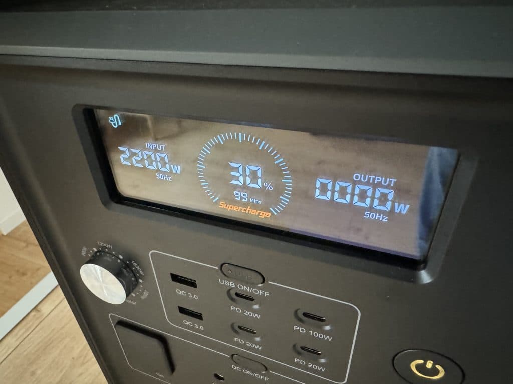Eingangsleistung von 2200 Watt über Netzstecker - eBikeNews