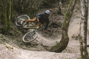 Specialized Kenevo SL 2: Neue Light-E-MTBs mit Carbonrahmen und eigenem Motor