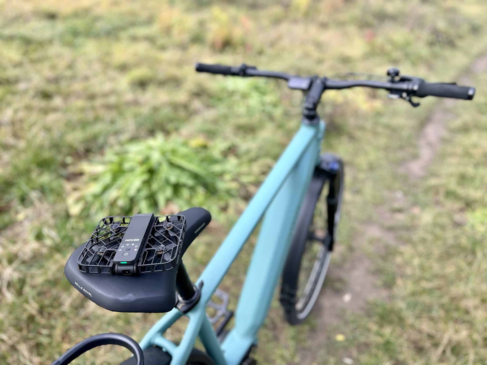 Hover Air X1 Test: Die Flugzeit der Drohen beträgt 6-11 Minuten mit einem Akku | Quelle: eBikeNews