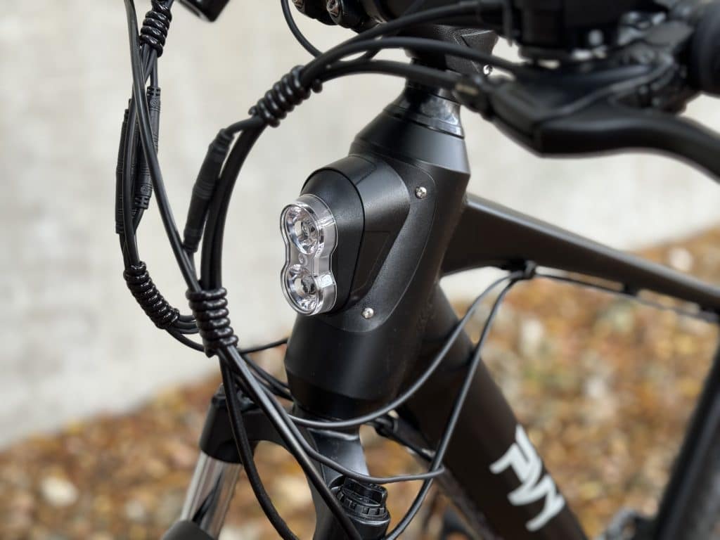 Integrierte Frontleuchte am H500 Pro