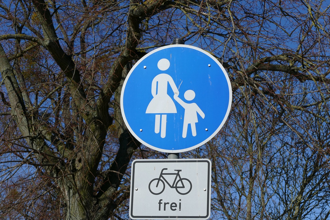 E-Bike-Fahrrad-frei-Verkehrsschild-EBikeNews