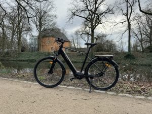 Tolles Trekking-E-Bike mit Mittelmotor für 1.099 Euro: Magmove CEH55M im Test