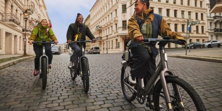 Nach 13 Monaten Wartezeit: Totgeglaubter E-Bike-Hersteller liefert wieder Cowboy Cross - eBikeNews