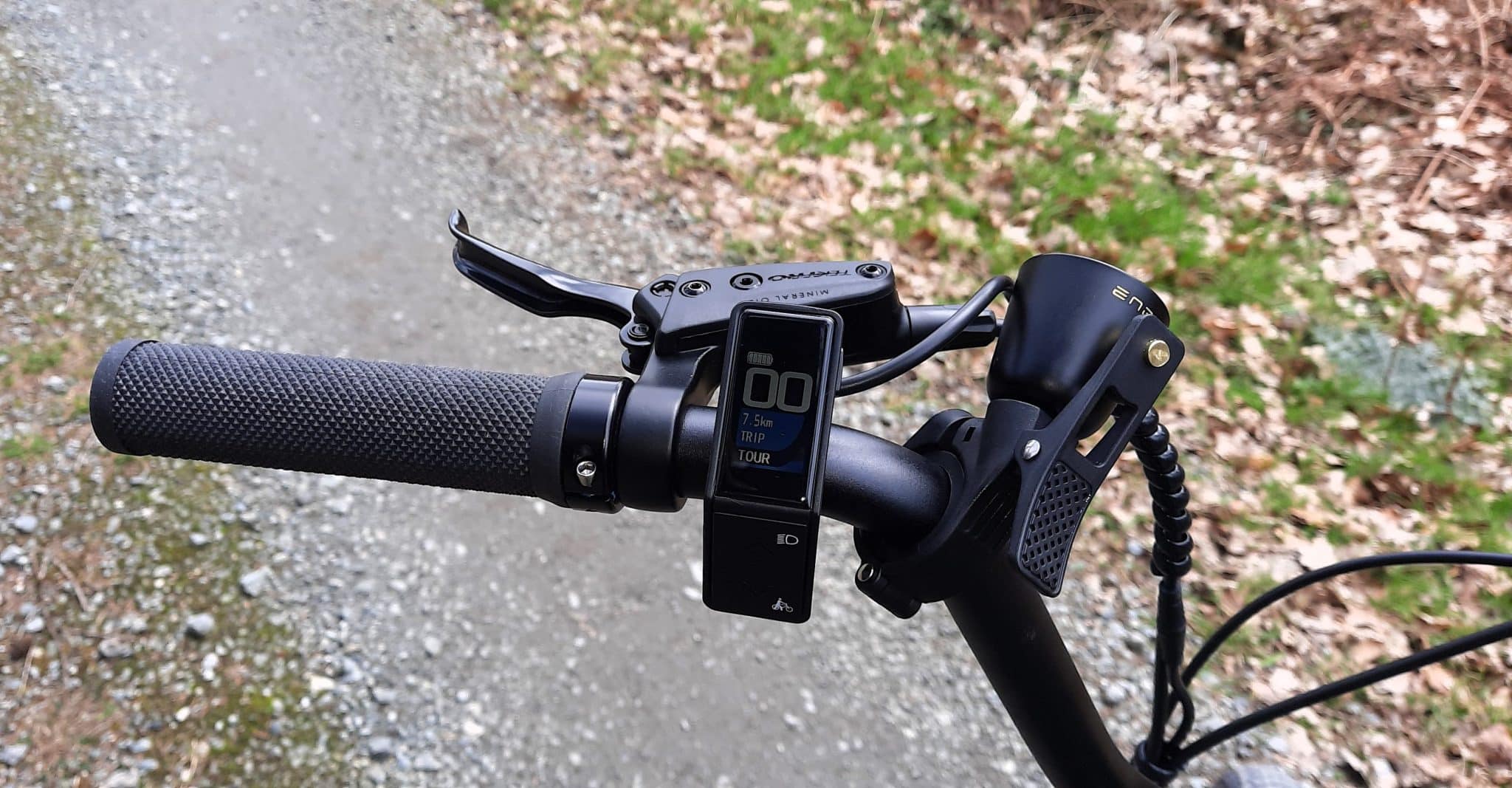Engwe-Display-Griff-Klingel-E-Bike-News