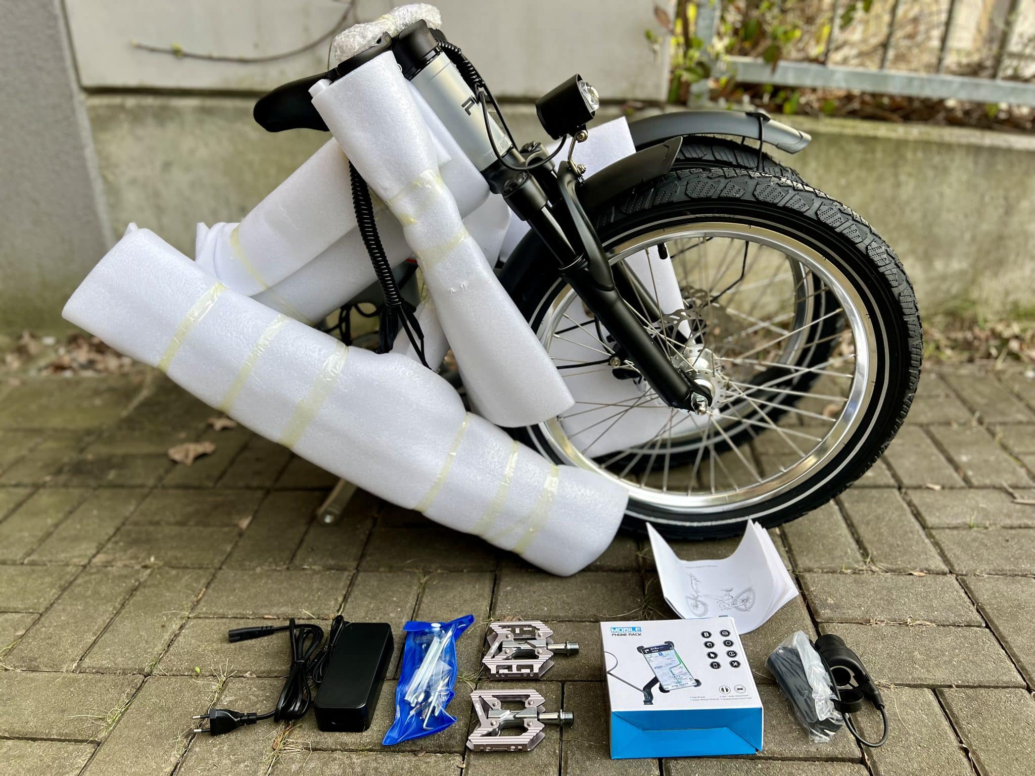 PVY Libon im Test: Gut verpackt und schnell aufgebaut | Quelle: eBikeNews