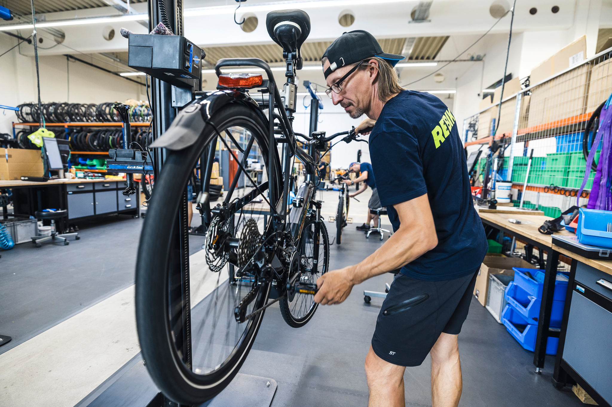 Mechaniker von Rebike - eBikeNews