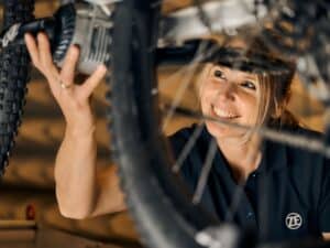 E-Bike-Antrieb neu gedacht: ZF präsentiert kompaktes All-in-One-System