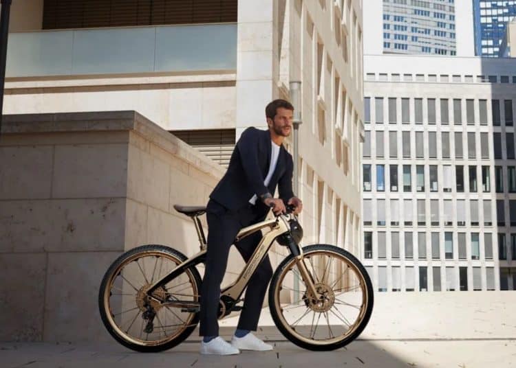 Ein goldenes Caviar-E-Bike – eBikeNews.