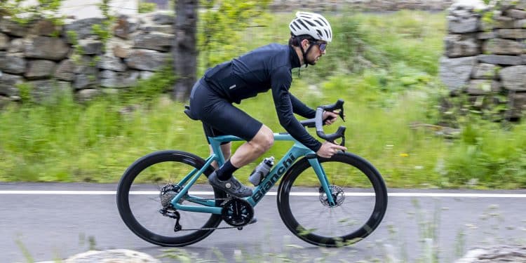 Das neue Bianchi e-Oltre – eBikeNews.