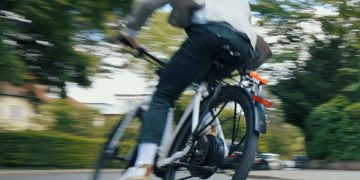Schnell unterwegs mit dem Aximo DD60 – eBikeNews.