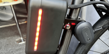 Spiny Umrüstsatz: Schneller Umbau vom Fahrrad zum E-Bike mit Reibrollenantrieb - eBikeNews