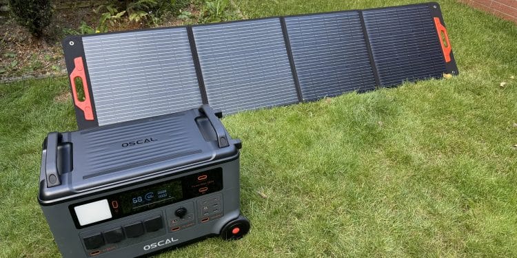 Powerstation mit 1.024 Wh für 390 Euro: Diese Oscal-Deals lohnen sich wirklich Solarpanel Oscal Blackview PM200 mit Powerstation