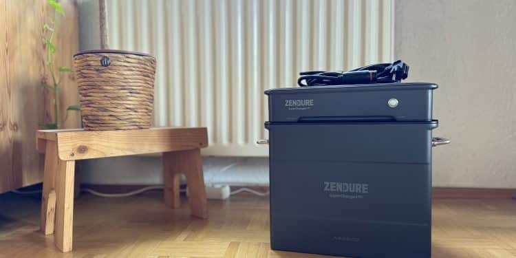 Zendure SolarFlow Hyper mit AB2000 Akku – eBikeNews.
