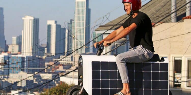 Lightfoot: Elektroroller mit Solarzellen – eBikeNews.