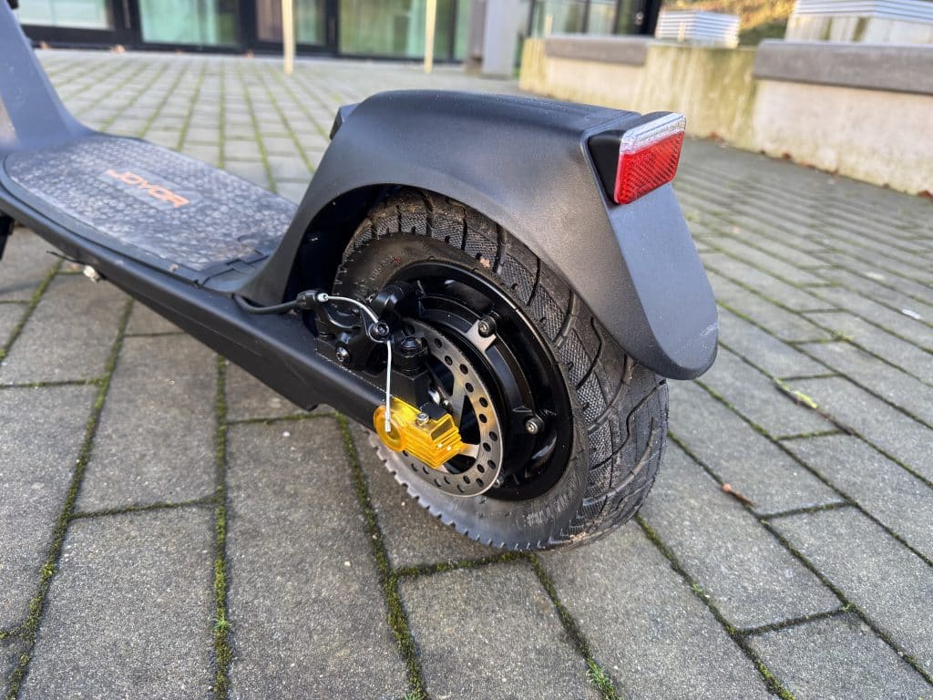 Der Motor des Joyor C10E leistet 500 Watt – eBikeNews.