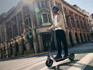 Segways neue E-Scooter-Generation: 7 Modelle mit bis zu 138 km Reichweite