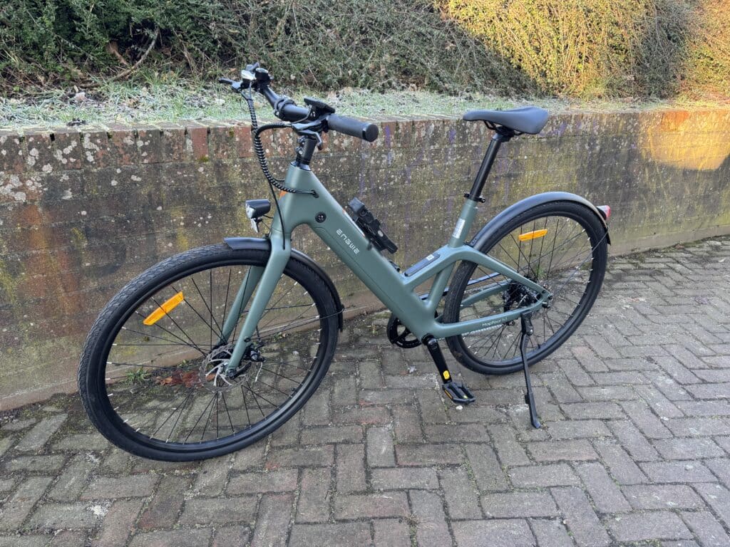 Engwe Mapfour outside - eBikeNews