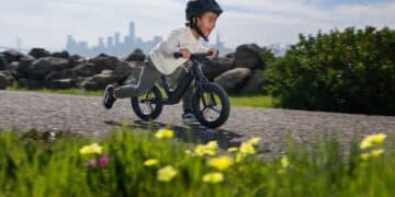leicht-leichter-am-leichtesten-die-leichtesten-kinderlaufrader-aus-carbon