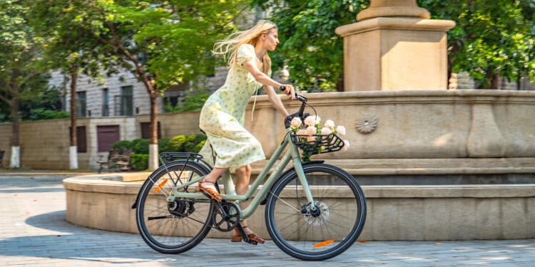 City-E-Bike unter 20 Kilogramm: Fiido präsentiert das C700 - eBikeNews