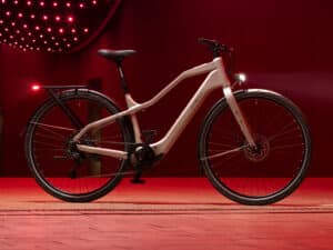 Mit Avinox-Motor: Neues E-Bike von Velo de Ville wiegt nur 19,9 kg