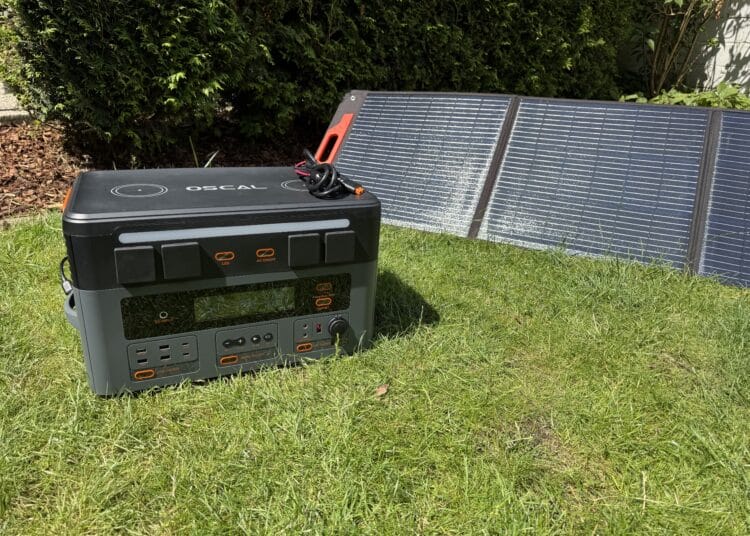 Oscal Powermax 2400 im Test mit Solarpanel
