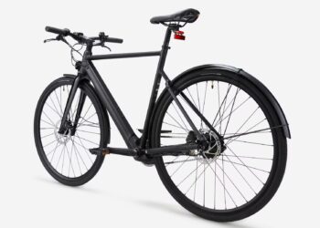 Knallerpreis: Schickes Decathlon E-Bike für unter 950 Euro