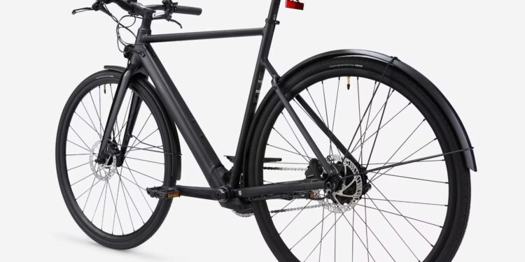 Knallerpreis: Schickes Decathlon E-Bike für unter 950 Euro